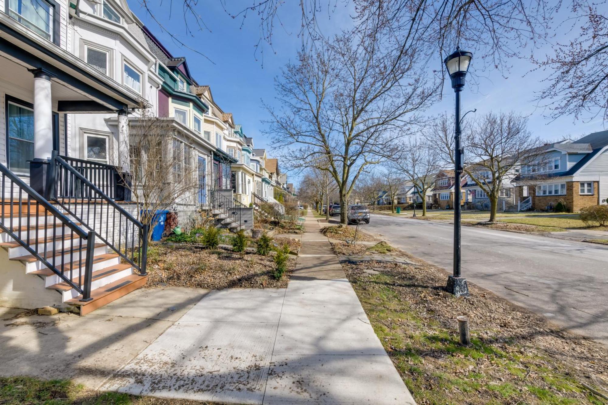 Historic Buffalo Row House Near Delaware Park Eksteriør bilde